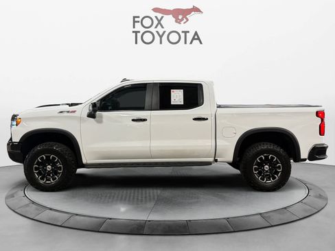Used 2025 Chevrolet Silverado 1500 ZR2 AWD/4WD image 2