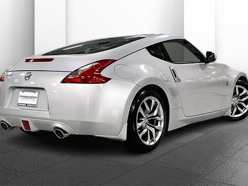 Used 2013 Nissan 370Z Coupe image 13