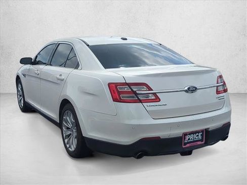 Used 2017 Ford Taurus Limited w/ Driver Assist Package FWD image 8
