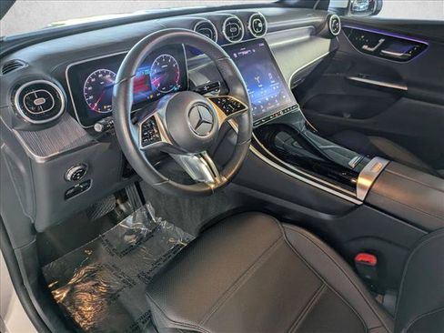 Used 2024 Mercedes-Benz GLC 300 image 13