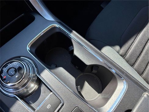 Used 2020 Ford Fusion SE image 31