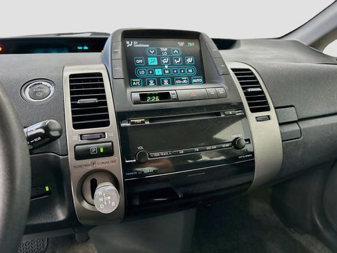 Used 2007 Toyota Prius w/ Pkg 2 FWD image 25