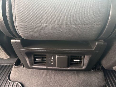 Used 2023 Chevrolet Silverado 1500 LT image 21