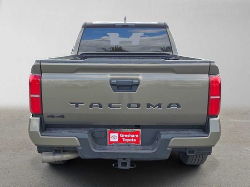 Certified 2025 Toyota Tacoma TRD Sport AWD/4WD image 5