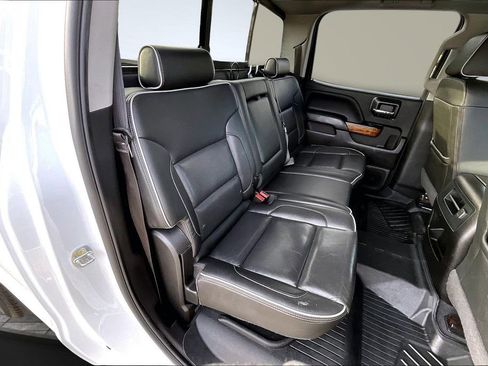 Used 2019 Chevrolet Silverado 3500 High Country w/ Duramax Plus Package image 28