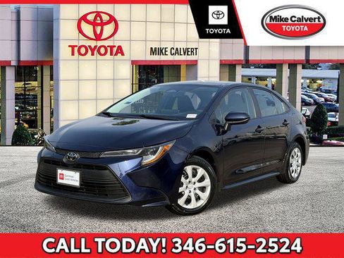 Certified 2024 Toyota Corolla LE image 1