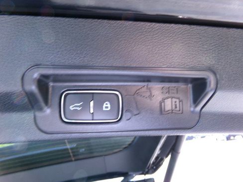 Used 2024 Ford Explorer ST w/ Equipment Group 401A AWD/4WD image 31