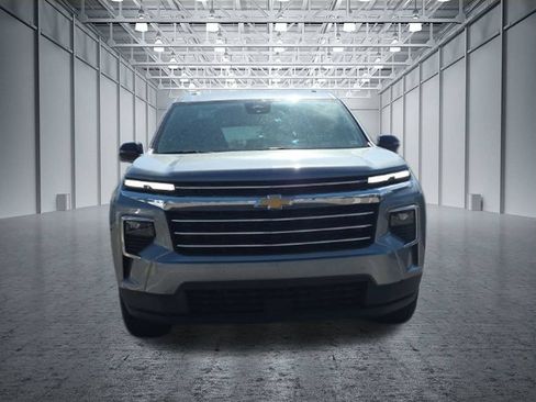 Certified 2026 Chevrolet Traverse LT AWD/4WD image 11