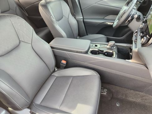 Used 2025 Lexus RX 350 Premium Plus w/ Accessory Package (Z1) image 15