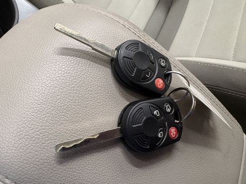 Used 2013 Ford Escape SE FWD image 26