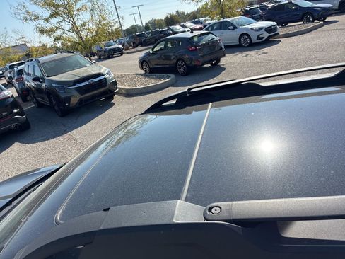 Used 2025 Subaru Outback Onyx Edition image 10