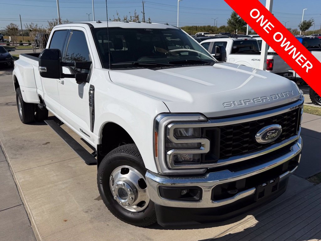 Used 2024 Ford F350 Lariat w/ FX4 Off-Road Package AWD/4WD image 4