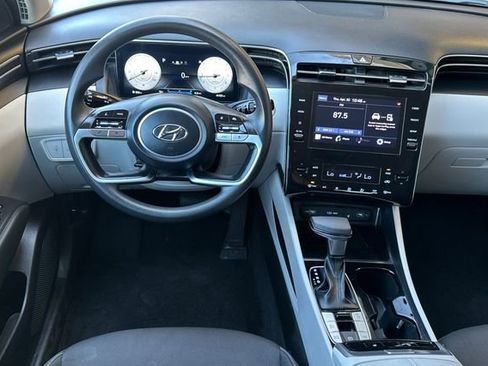 Used 2024 Hyundai Tucson SEL FWD image 16