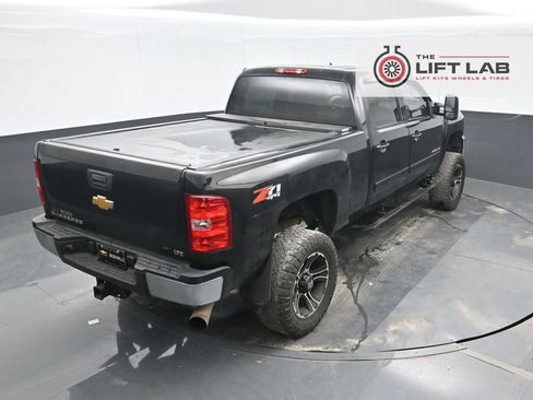 Used 2012 Chevrolet Silverado 2500 LTZ w/ Suspension Package, Off-Road AWD/4WD image 29