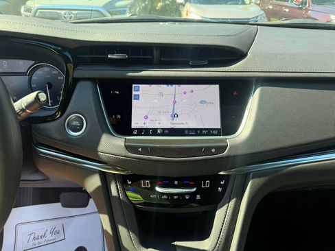 Used 2025 Cadillac XT5 Premium Luxury image 6