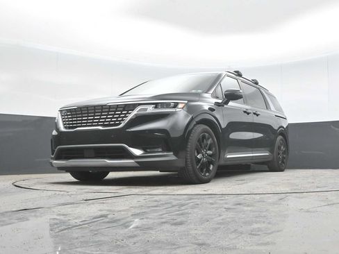Used 2022 Kia Carnival SX Prestige FWD image 26