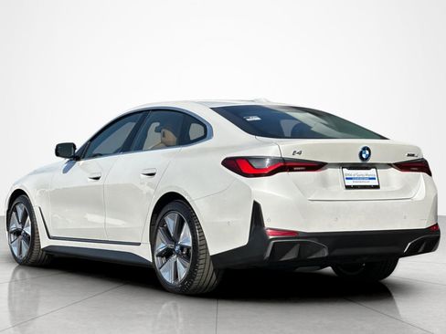 Used 2023 BMW i4 eDrive35 w/ Premium Package RWD image 3