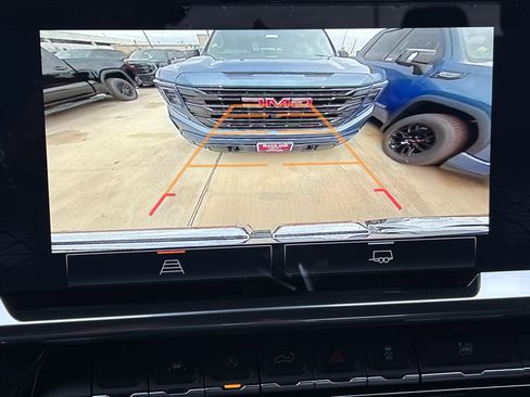 New 2026 GMC Sierra 1500 Elevation image 18