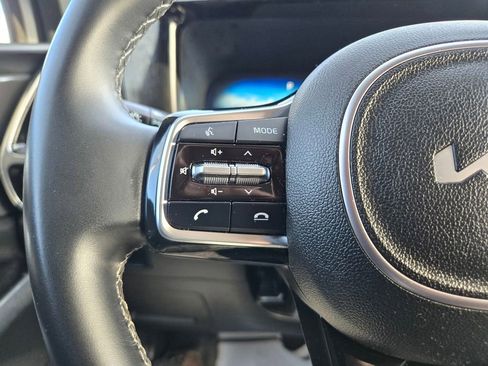 Used 2023 Kia Sorento SX AWD/4WD image 19