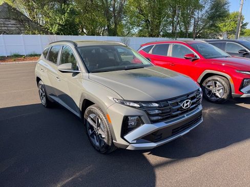 New 2026 Hyundai Tucson SEL FWD image 8
