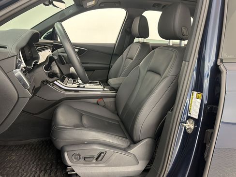 Used 2025 Audi Q7 2.0T Premium w/ Convenience Plus Package AWD/4WD image 28