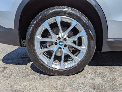 Used 2024 BMW X5 xDrive40i w/ Premium Package AWD/4WD image 53