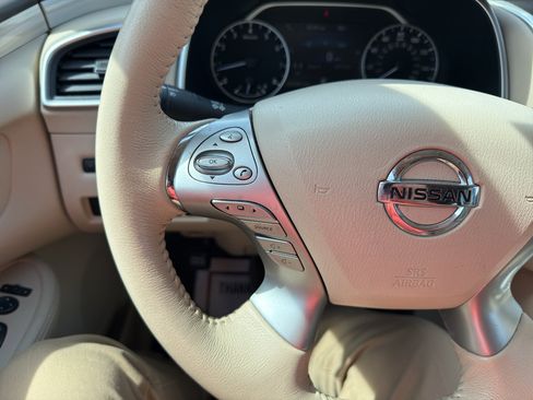 Used 2017 Nissan Murano SL FWD image 19