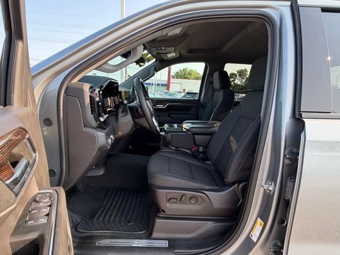 Used 2024 GMC Sierra 1500 Elevation w/ X31 Off-Road Package AWD/4WD image 19