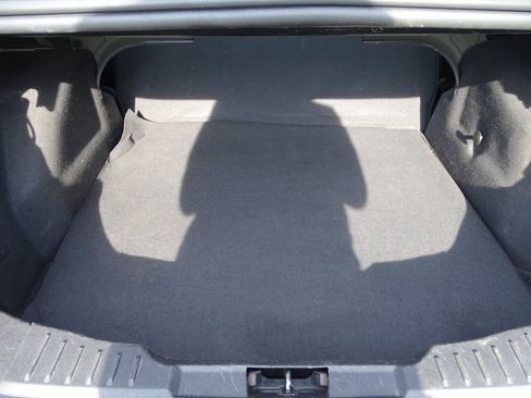 Used 2014 Ford Focus SE w/ SE Winter Package FWD image 27