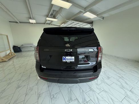 Used 2021 Chevrolet Tahoe Z71 w/ Z71 Signature Package AWD/4WD image 7