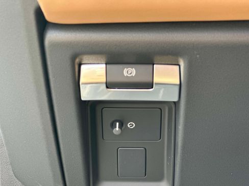 New 2026 Land Rover Defender 130 V8 image 24