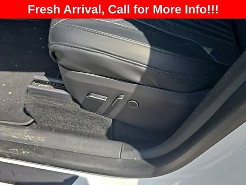 Used 2023 Tesla Model Y Long Range AWD/4WD image 16