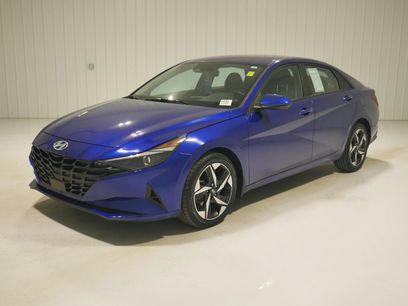 Used 2023 Hyundai Elantra SEL w/ Convenience Package