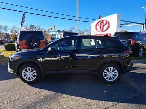 New 2026 Toyota Corolla Cross L image 9