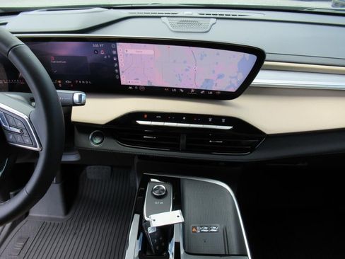 New 2026 Buick Enclave Preferred w/ Power Package image 19