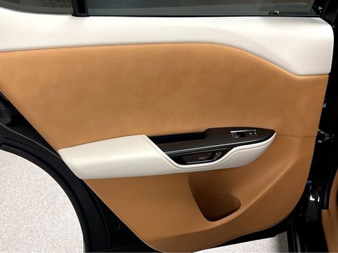 New 2026 Lexus RZ 450e AWD image 18
