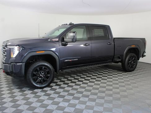 New 2026 GMC Sierra 2500 AT4 w/ AT4 Premium Plus Package AWD/4WD image 2