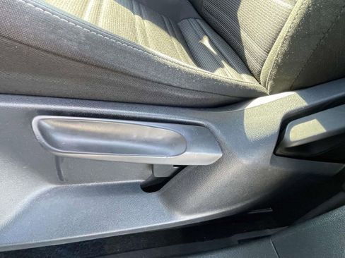 Used 2022 Volkswagen Tiguan S image 12