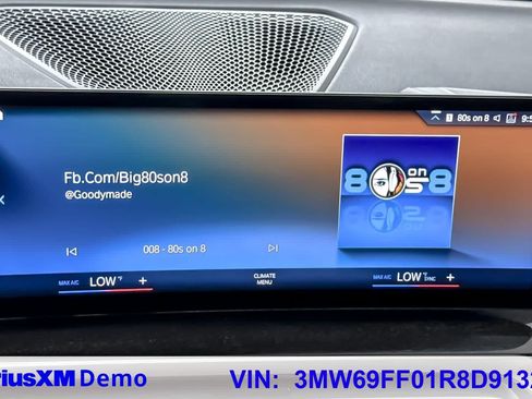 Used 2024 BMW 330i Sedan w/ M Sport Package RWD image 28