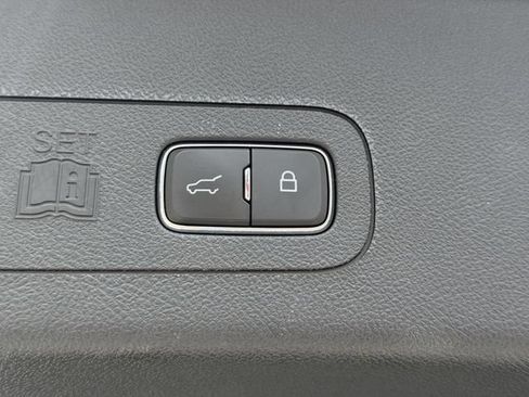 Used 2023 Lincoln Aviator Reserve w/ Equipment Group 201A AWD/4WD image 13