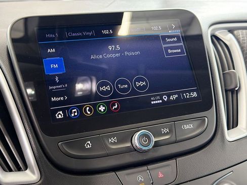Used 2023 Chevrolet Malibu LT FWD image 16