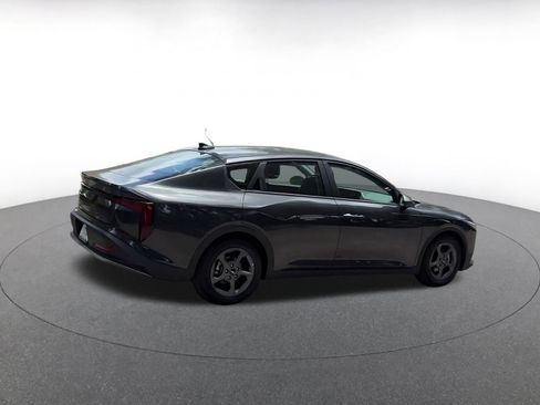 Used 2025 Kia K4 FWD image 14