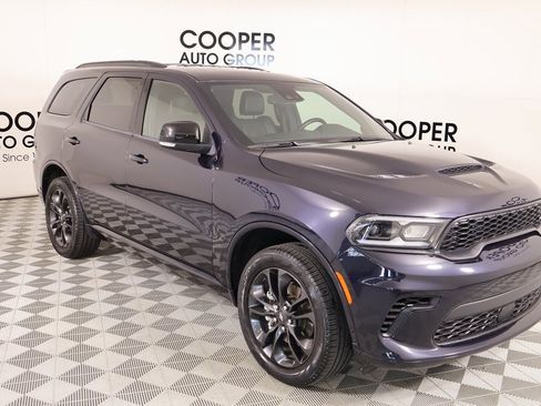 Used 2024 Dodge Durango GT image 1