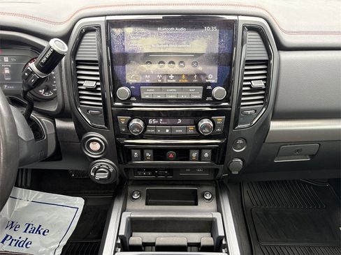 Used 2021 Nissan Titan PRO-4X w/ Pro-4x Convenience Package image 16