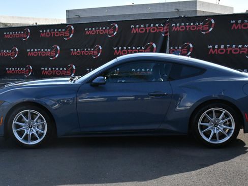 Used 2024 Ford Mustang GT Premium image 4