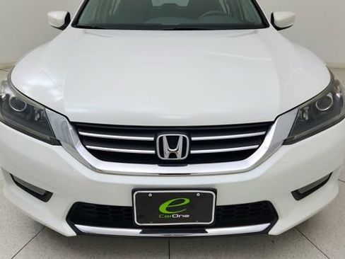 Used 2015 Honda Accord Sport image 8