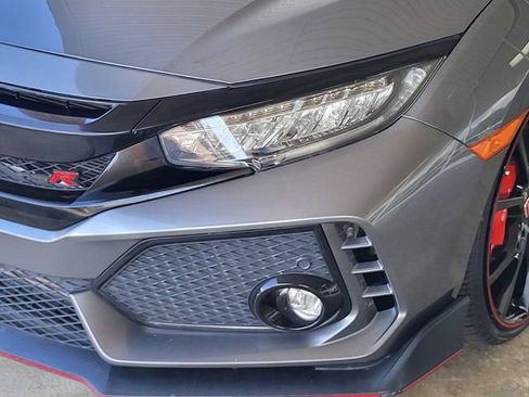 Used 2017 Honda Civic Type R image 6