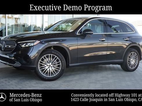 Used 2026 Mercedes-Benz GLC 300 image 4