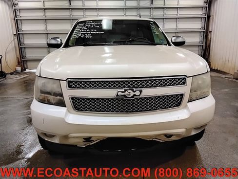 Used 2009 Chevrolet Suburban LTZ AWD/4WD image 7