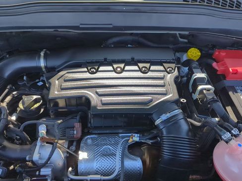 Used 2022 Jeep Renegade Latitude w/ Convenience Group image 27